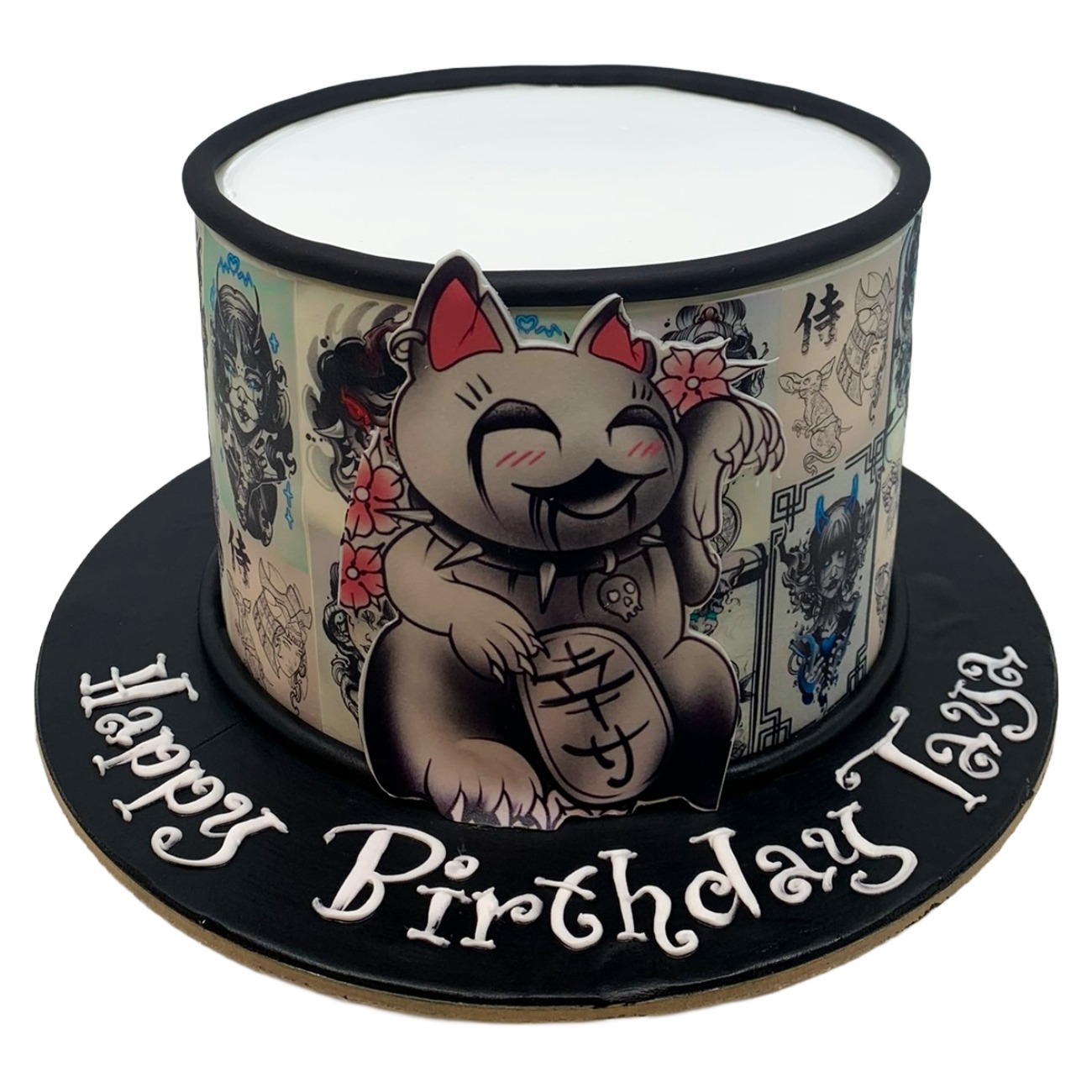Edgy Maneki-Neko Tattoo Art Cake